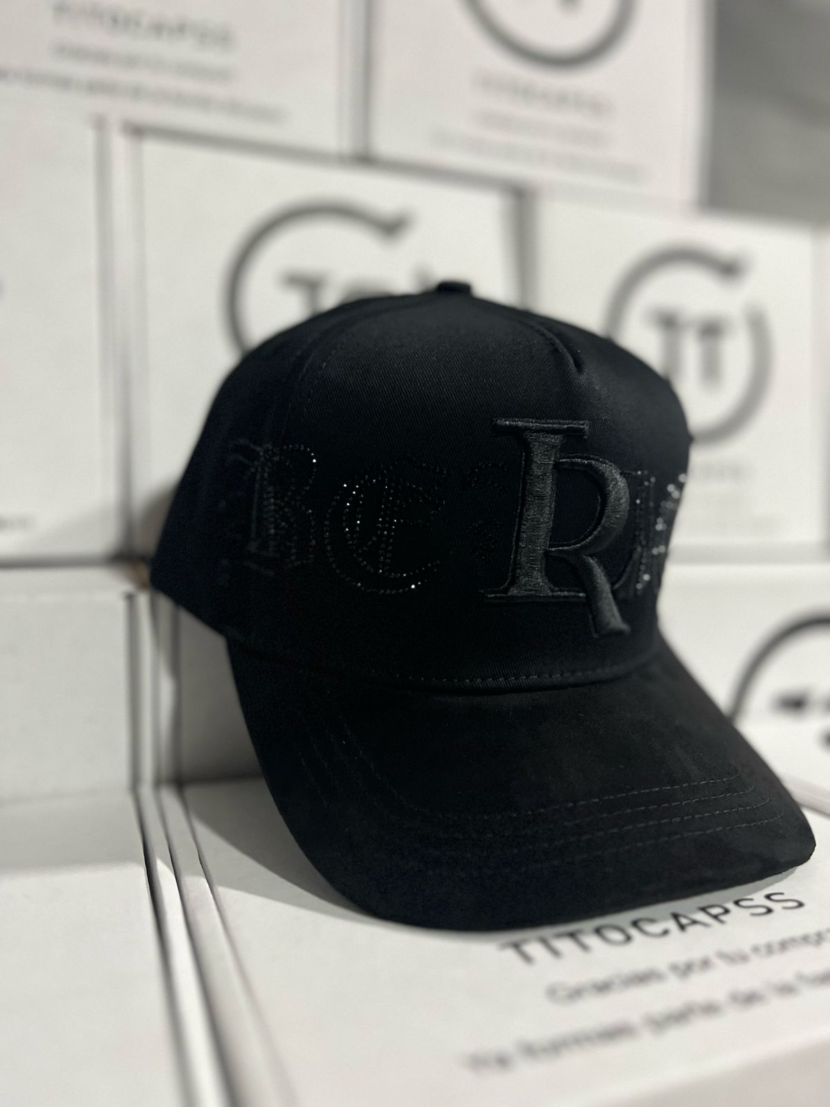 Gorra Luis R