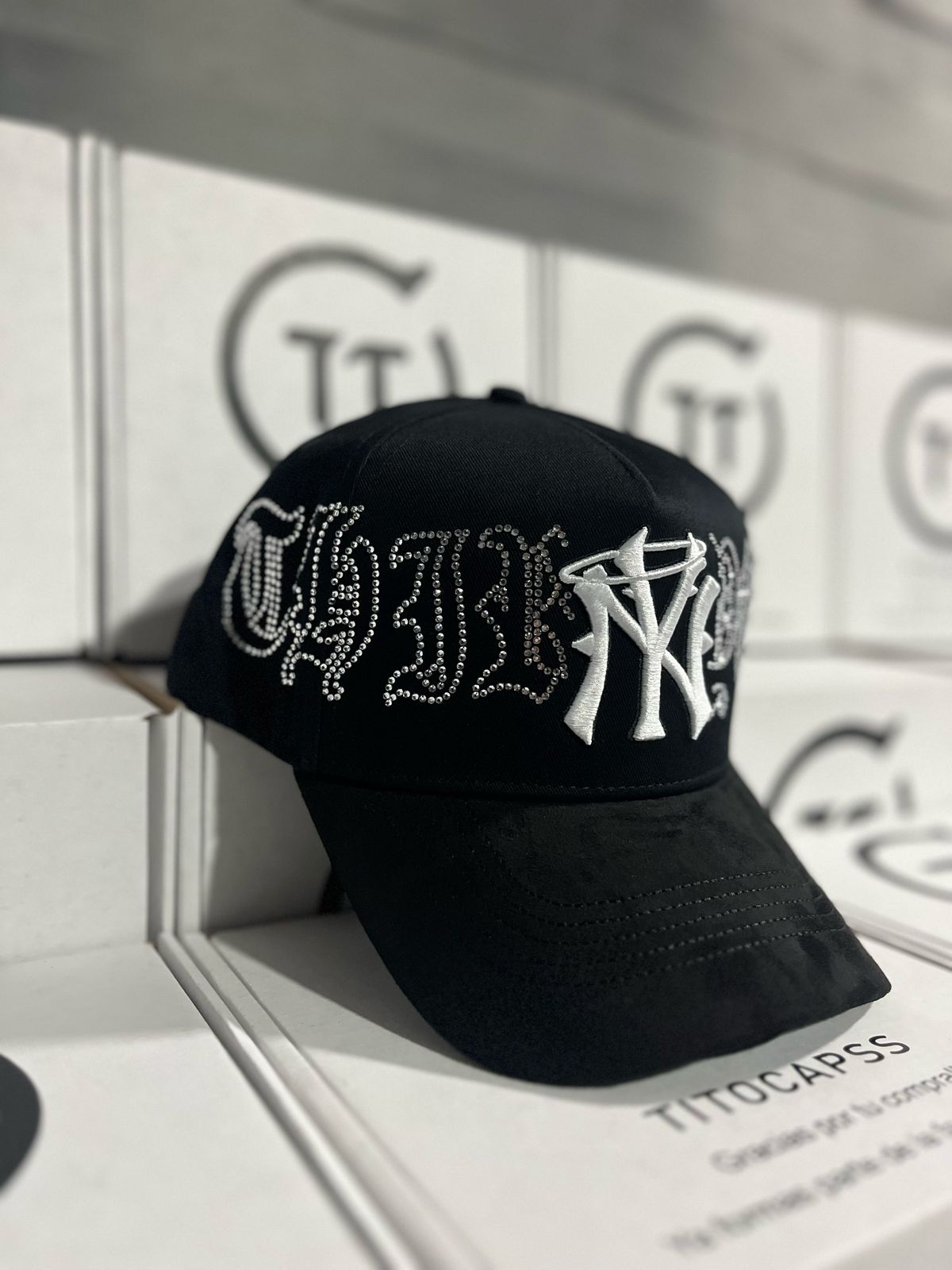 NY CRYSTAL