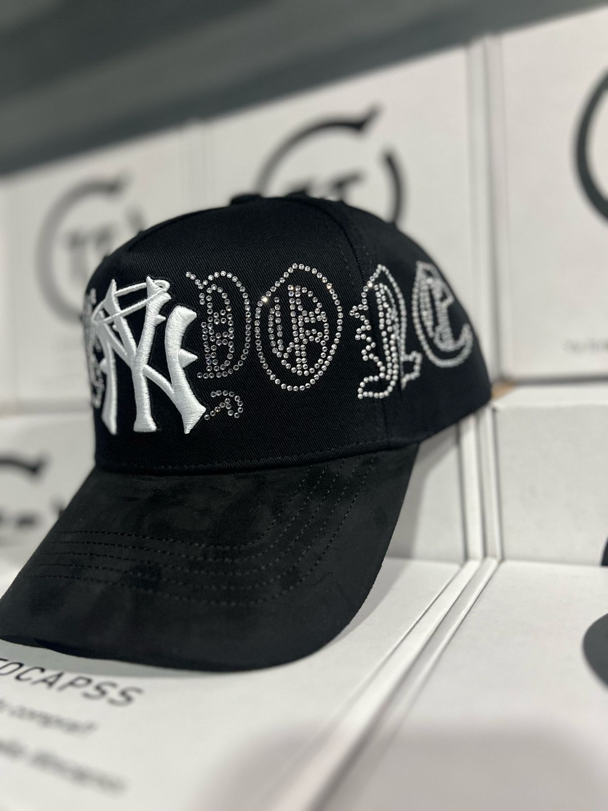 NY CRYSTAL