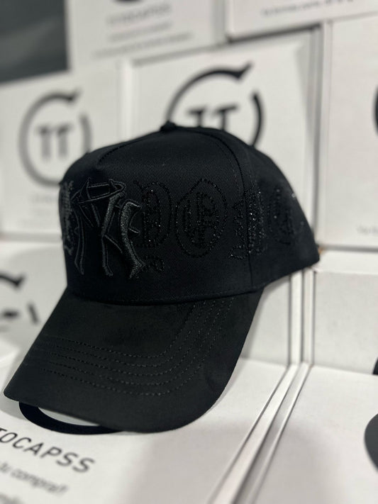 31 HATS CRYSTAL TOTAL BLACK